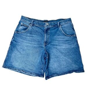 Free Assembly Medium Wash High Waist Denim Jean Shorts Jorts Women's Size 16